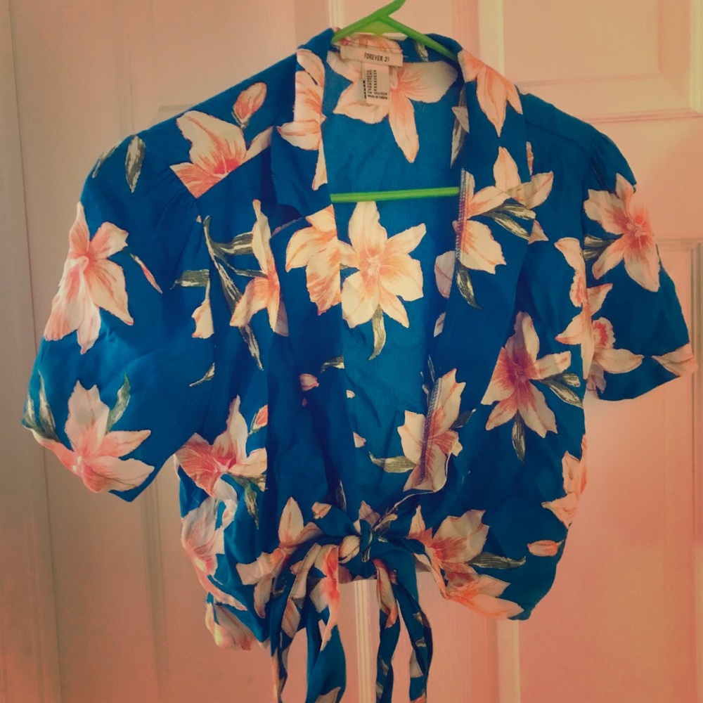 Hawaiian Tie Up Crop Top